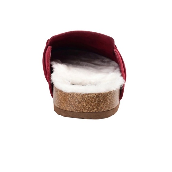 NEW Journee Collection Red Mule Flat Red Slip On Faux Fur Lining Gold Chain 9 - Picture 6 of 10